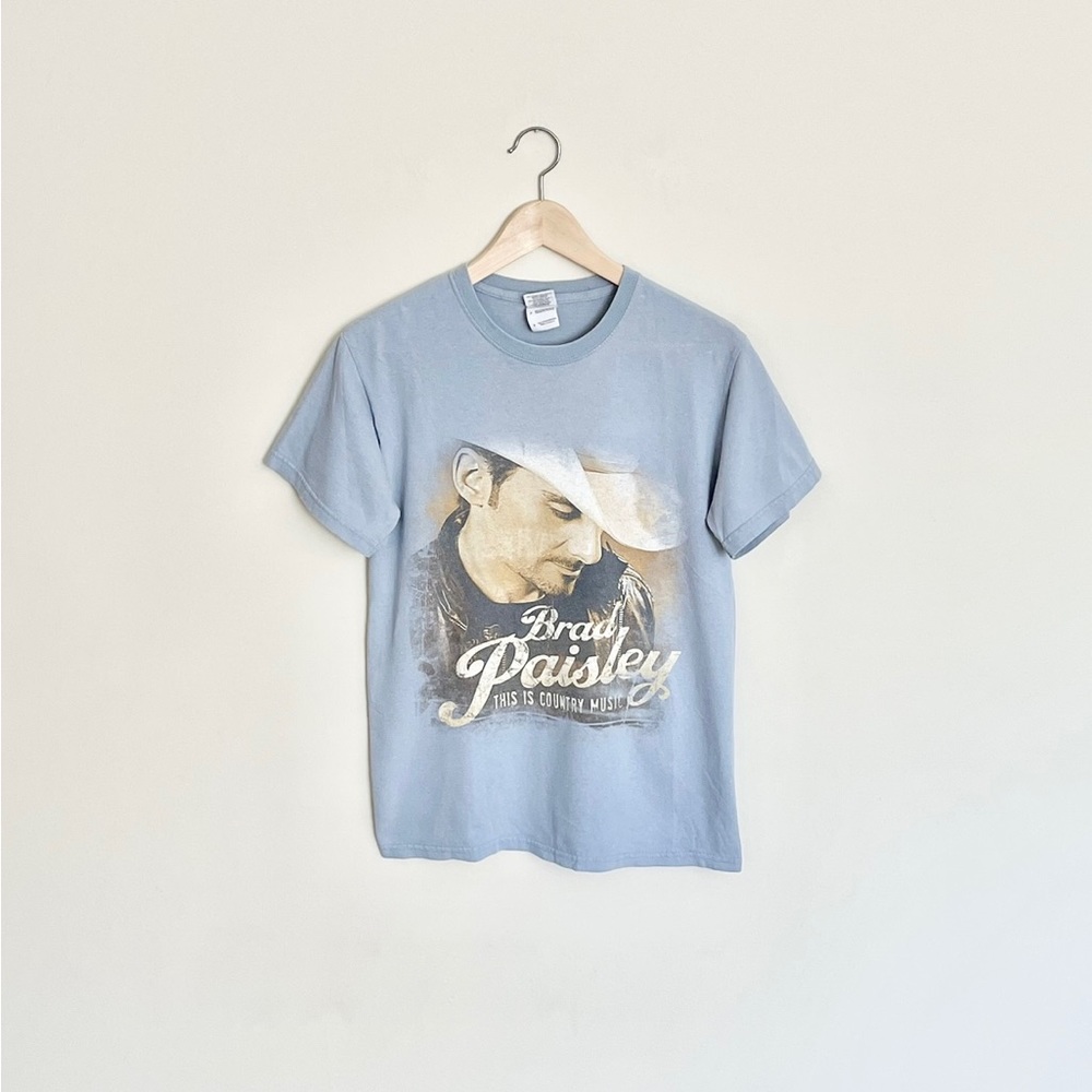 Brad Paisley This Is Country Music Concert Tour T Shirt Adult size Small